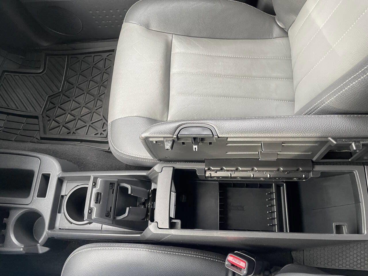 Used 2008 Dodge Dakota Laramie image 27