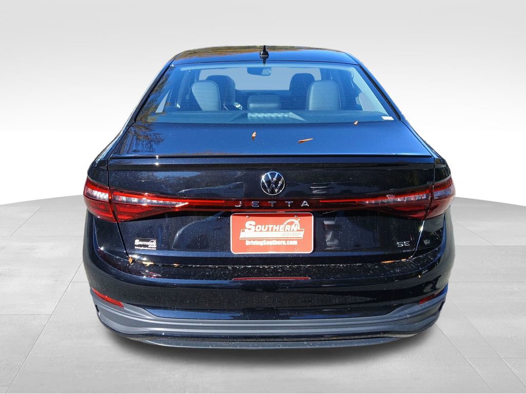New 2026 Volkswagen Jetta SE FWD image 4