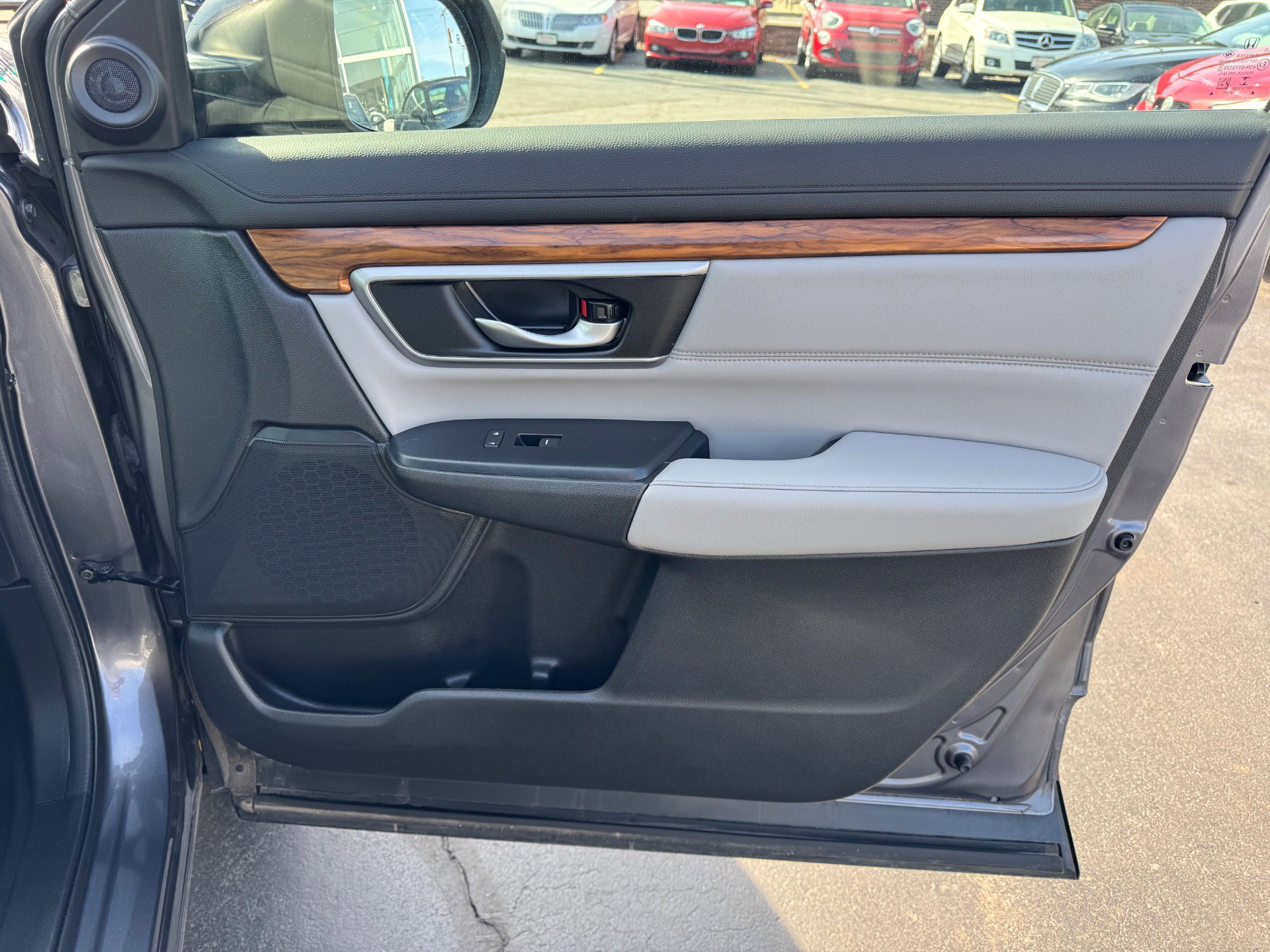 Used 2018 Honda CR-V EX-L image 32