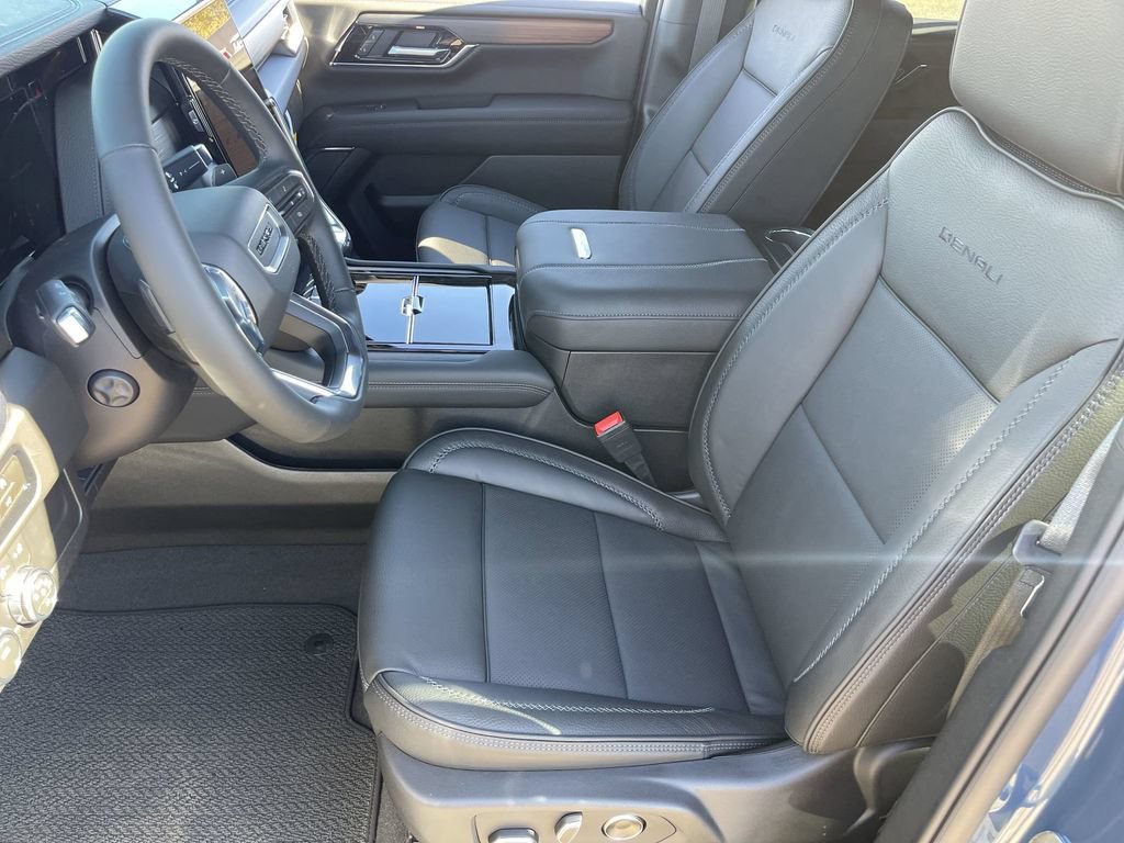 New 2026 GMC Yukon XL Denali w/ Sun & Power Step Package AWD/4WD image 20