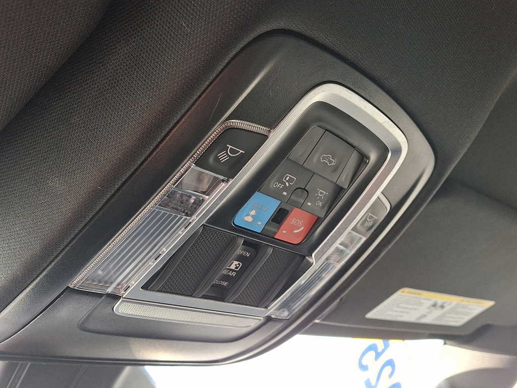 Used 2025 RAM 1500 Big Horn image 30