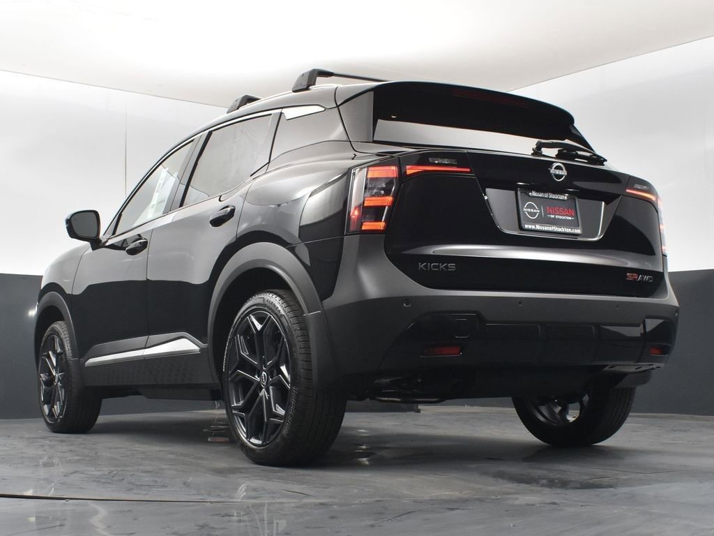 New 2026 Nissan Kicks SR w/ SR Premium Package image 41