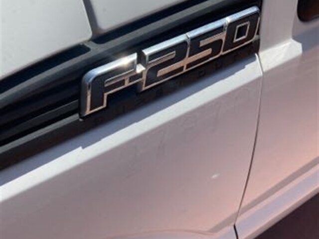 Used 2015 Ford F250 2WD Regular Cab Super Duty image 25