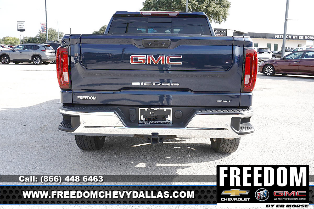 Used 2023 GMC Acadia SLE w/ Driver Convenience Package FWD image 36