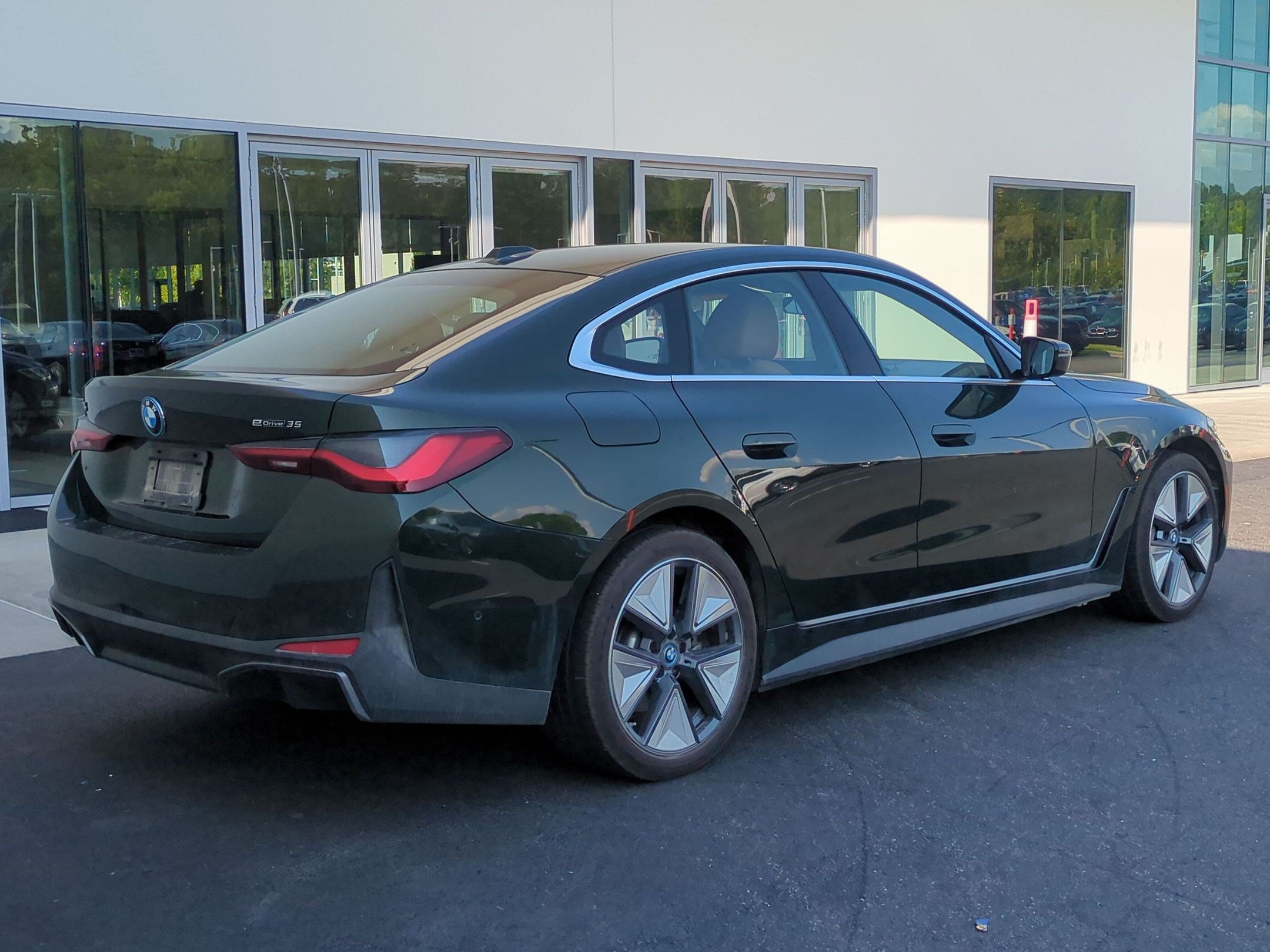 Certified 2024 BMW i4 eDrive35 w/ Premium Package RWD image 9