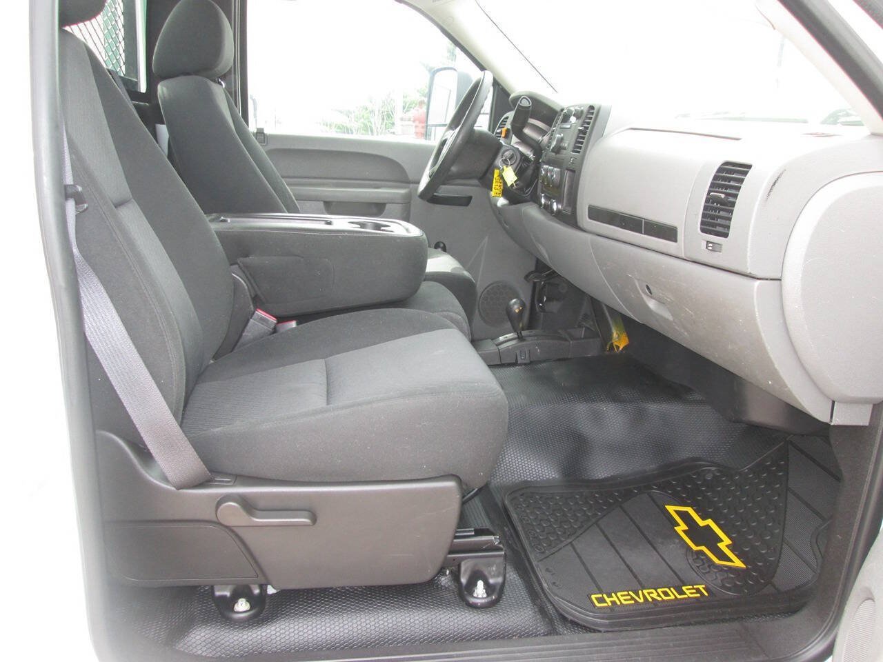 Used 2011 Chevrolet Silverado 2500 W/T AWD/4WD image 22