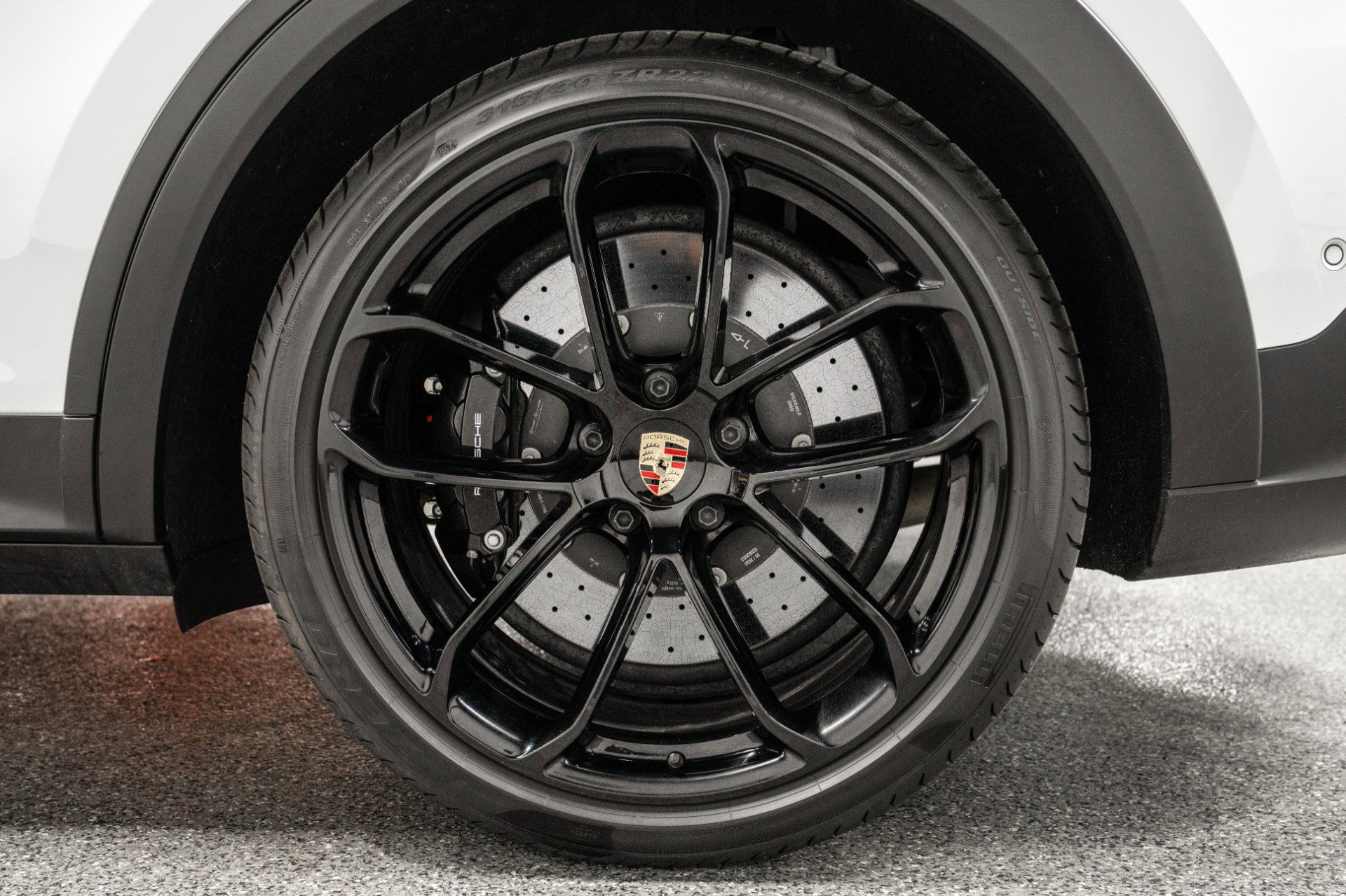 Used 2023 Porsche Cayenne Turbo GT image 10