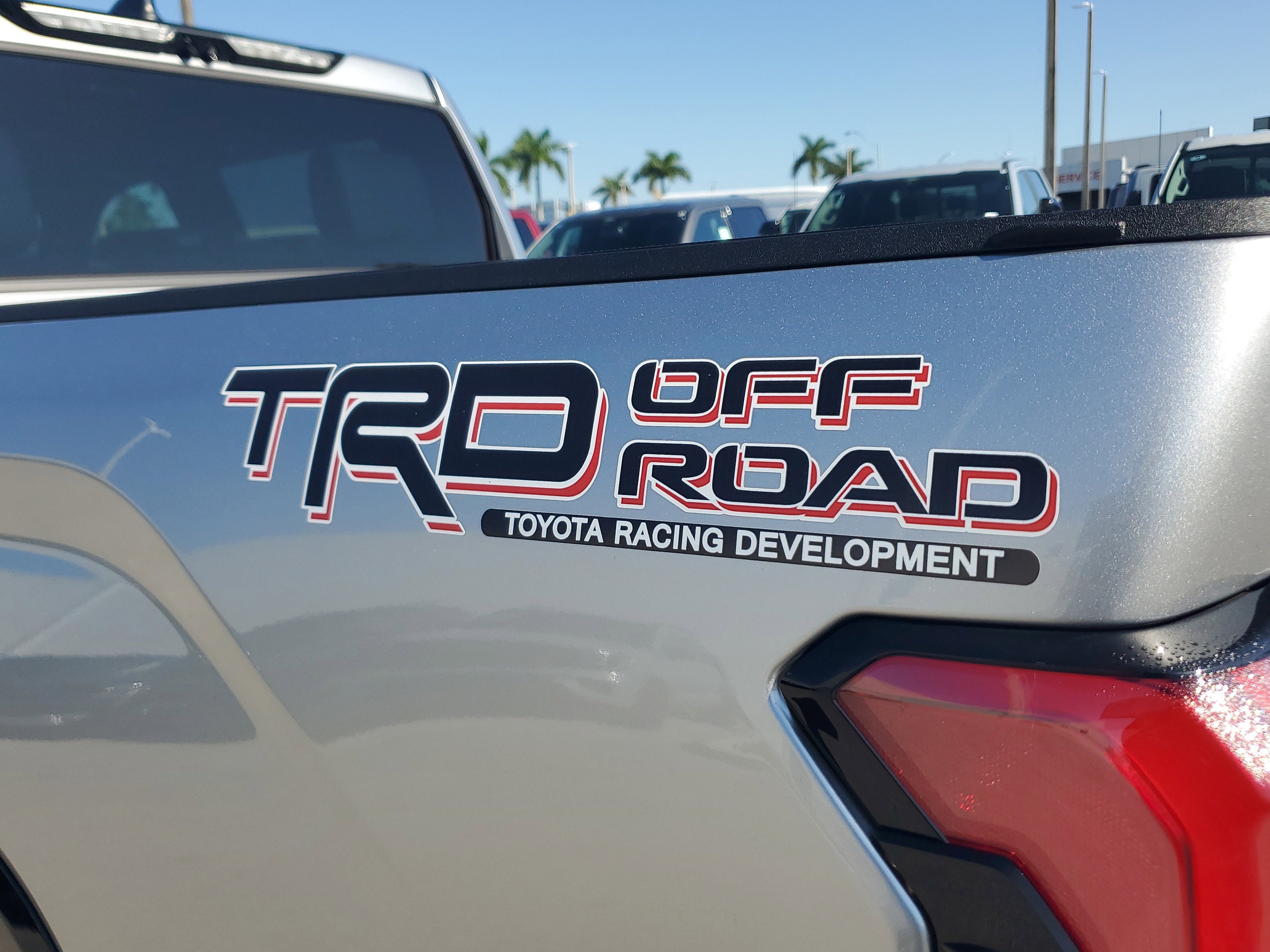 Used 2025 Toyota Tundra Platinum AWD/4WD image 9