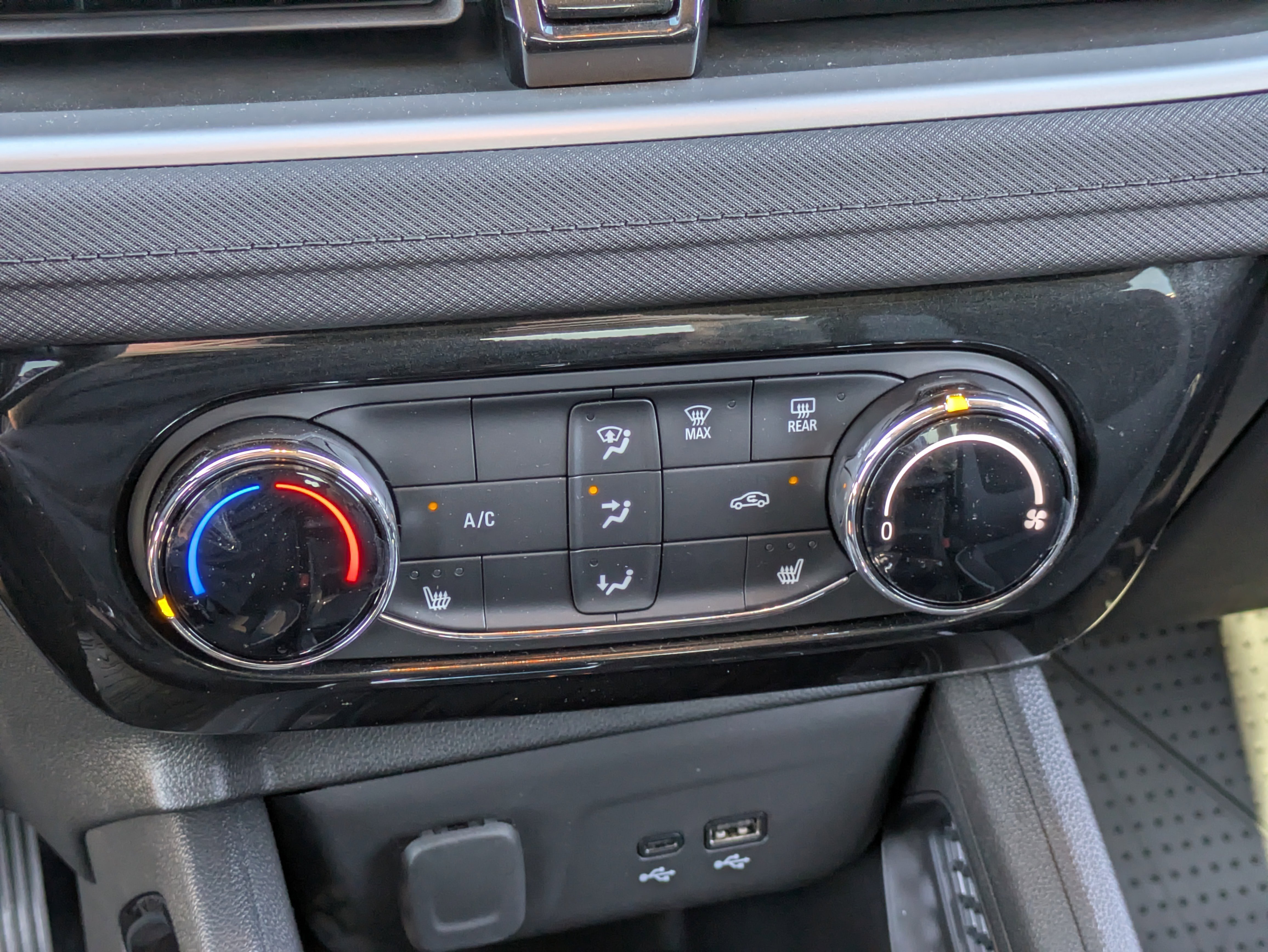 Used 2026 Chevrolet TrailBlazer LT w/ LT Cold Weather Package image 24