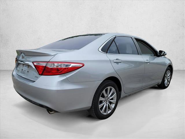 Used 2017 Toyota Camry XLE FWD image 5
