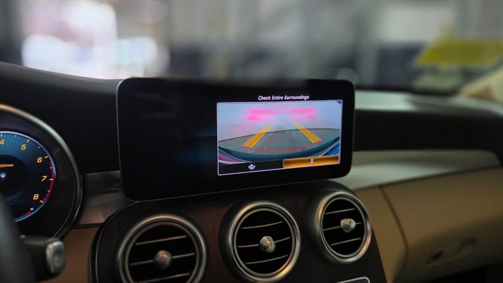 Used 2021 Mercedes-Benz C 300 4MATIC Sedan w/ Premium Package image 18