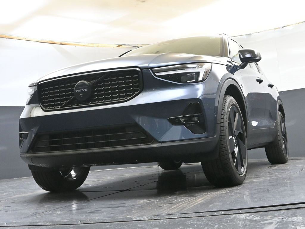 New 2026 Volvo XC40 B5 Ultra w/ Climate Package image 34