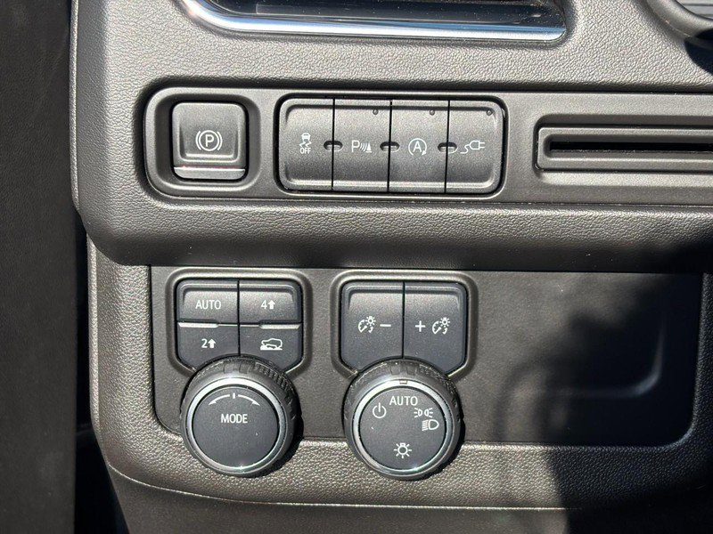 Used 2021 Chevrolet Tahoe LT image 18