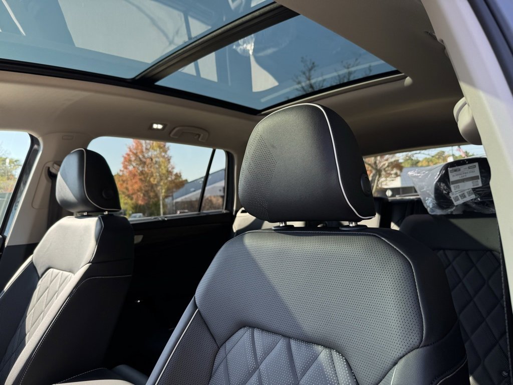 New 2026 Volkswagen Atlas SEL Premium R-Line image 22