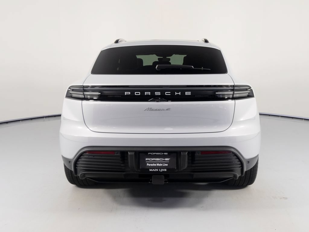 New 2026 Porsche Macan 4 Electric AWD/4WD image 10