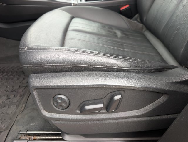 Used 2019 Audi Q5 2.0T Premium w/ Convenience Package AWD/4WD image 17