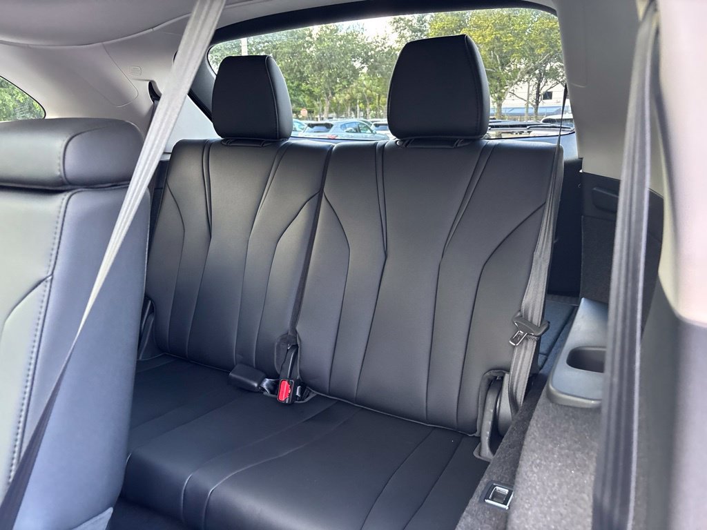 New 2026 Acura MDX FWD image 18
