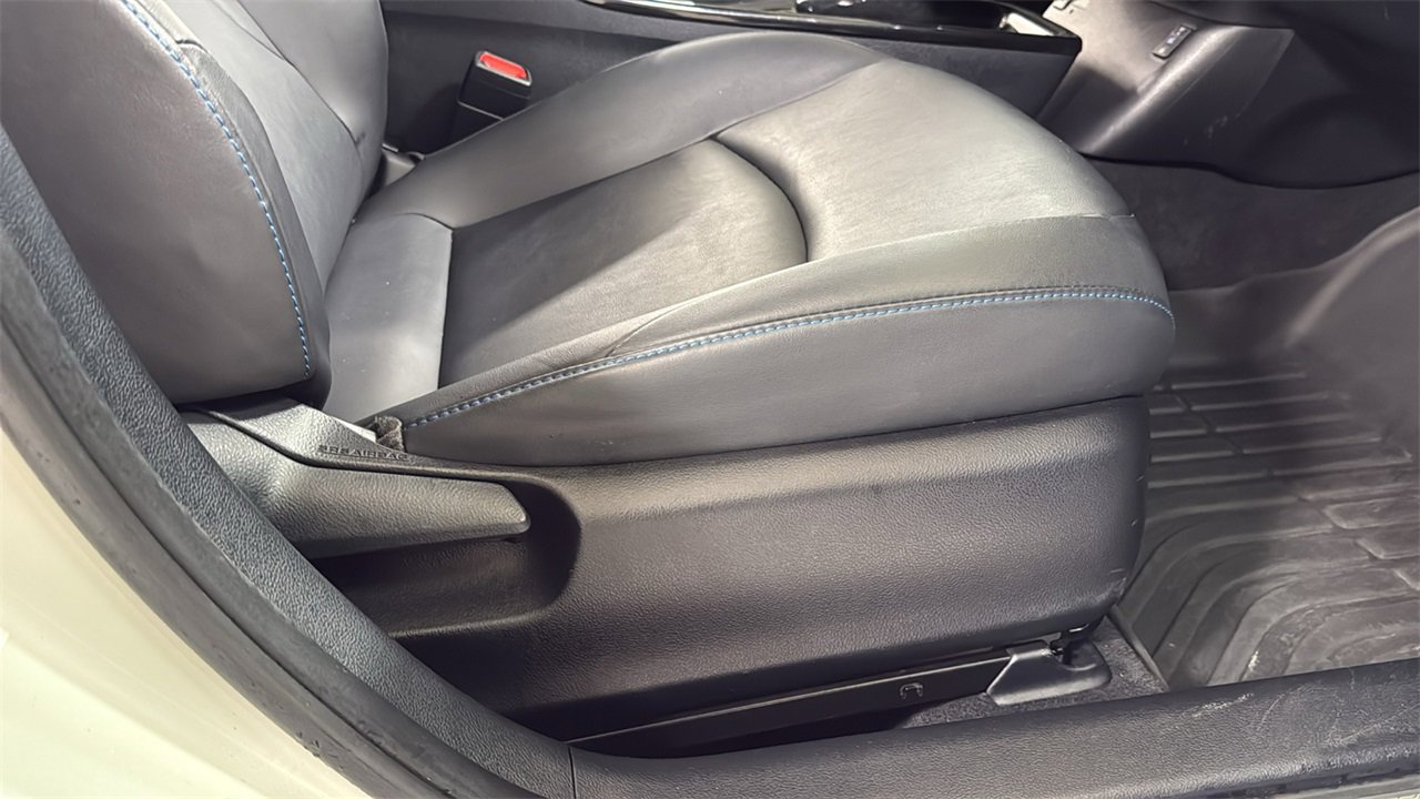 Used 2016 Toyota Prius Four image 20