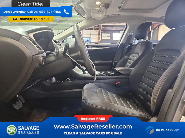 Used 2014 Ford Fusion SE FWD image 9
