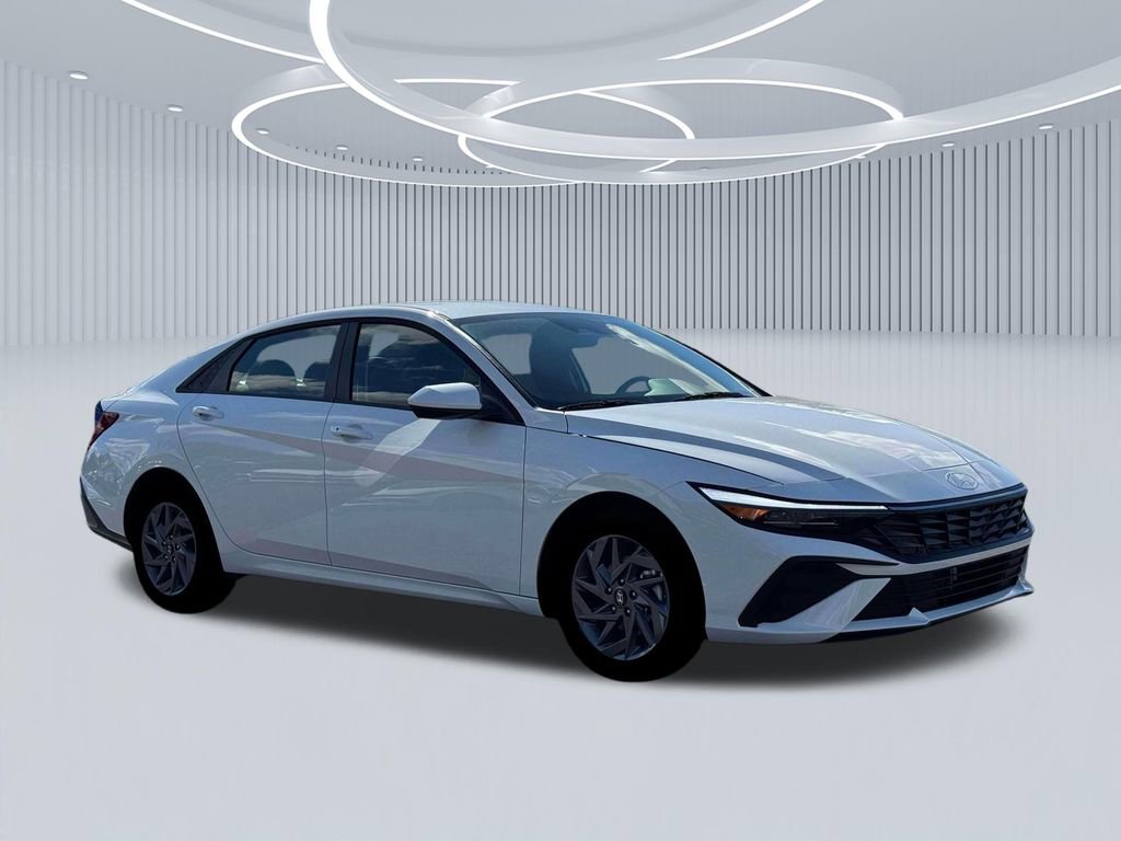 New 2026 Hyundai Elantra Blue image 10