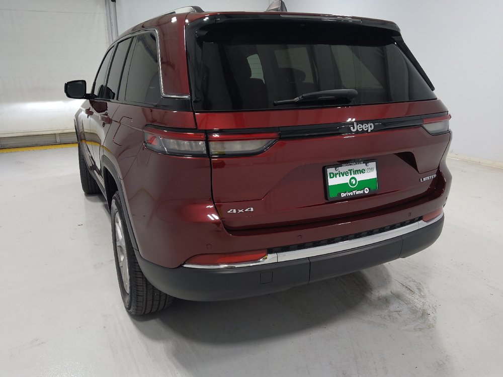 Used 2023 Jeep Grand Cherokee Limited AWD/4WD image 6