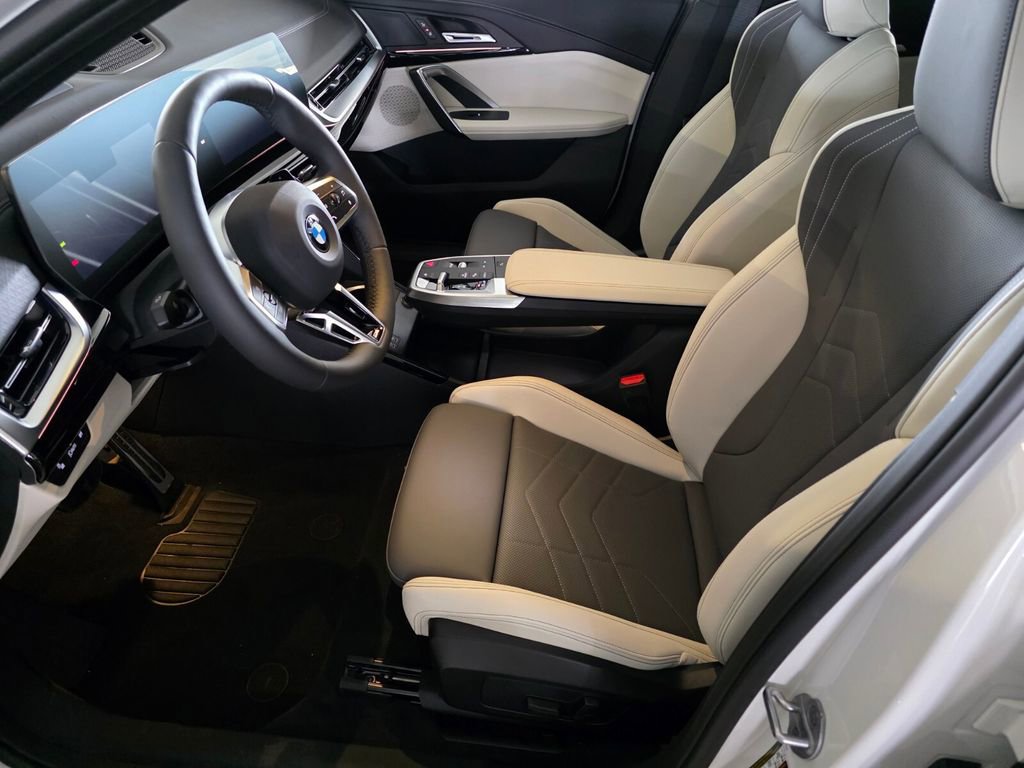 New 2026 BMW X2 xDrive28i w/ Technology Package image 7
