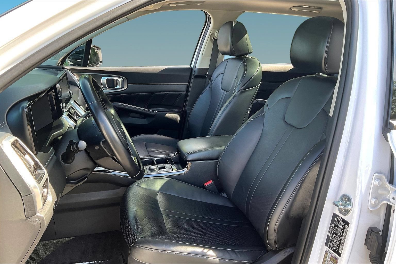 Used 2022 Kia Sorento SX AWD/4WD image 21