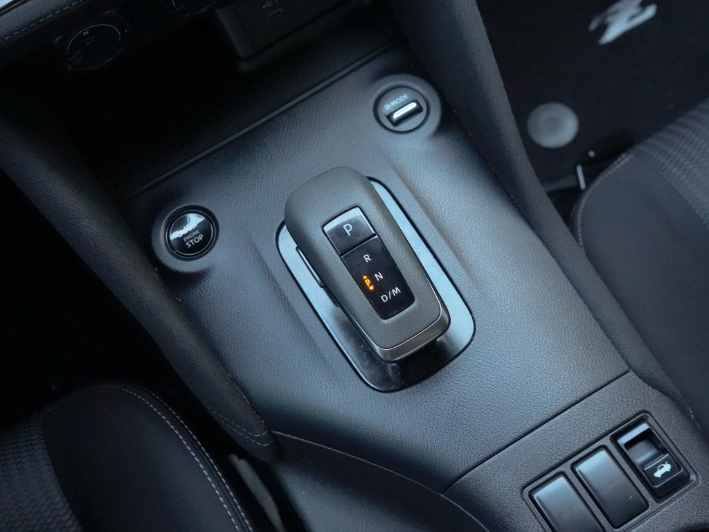 Used 2024 Nissan Z Sport w/ Floor Mat Package image 20