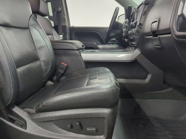 Used 2017 Chevrolet Silverado 1500 LTZ Z71 w/ LTZ Plus Package AWD/4WD image 23