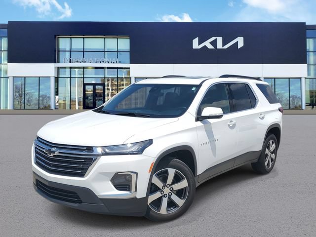 Used 2023 Chevrolet Traverse LT w/ LT Premium Package