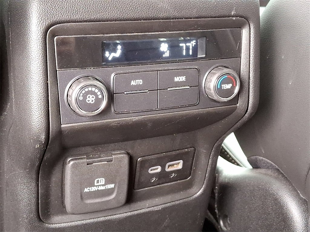 Certified 2023 GMC Acadia SLT image 12