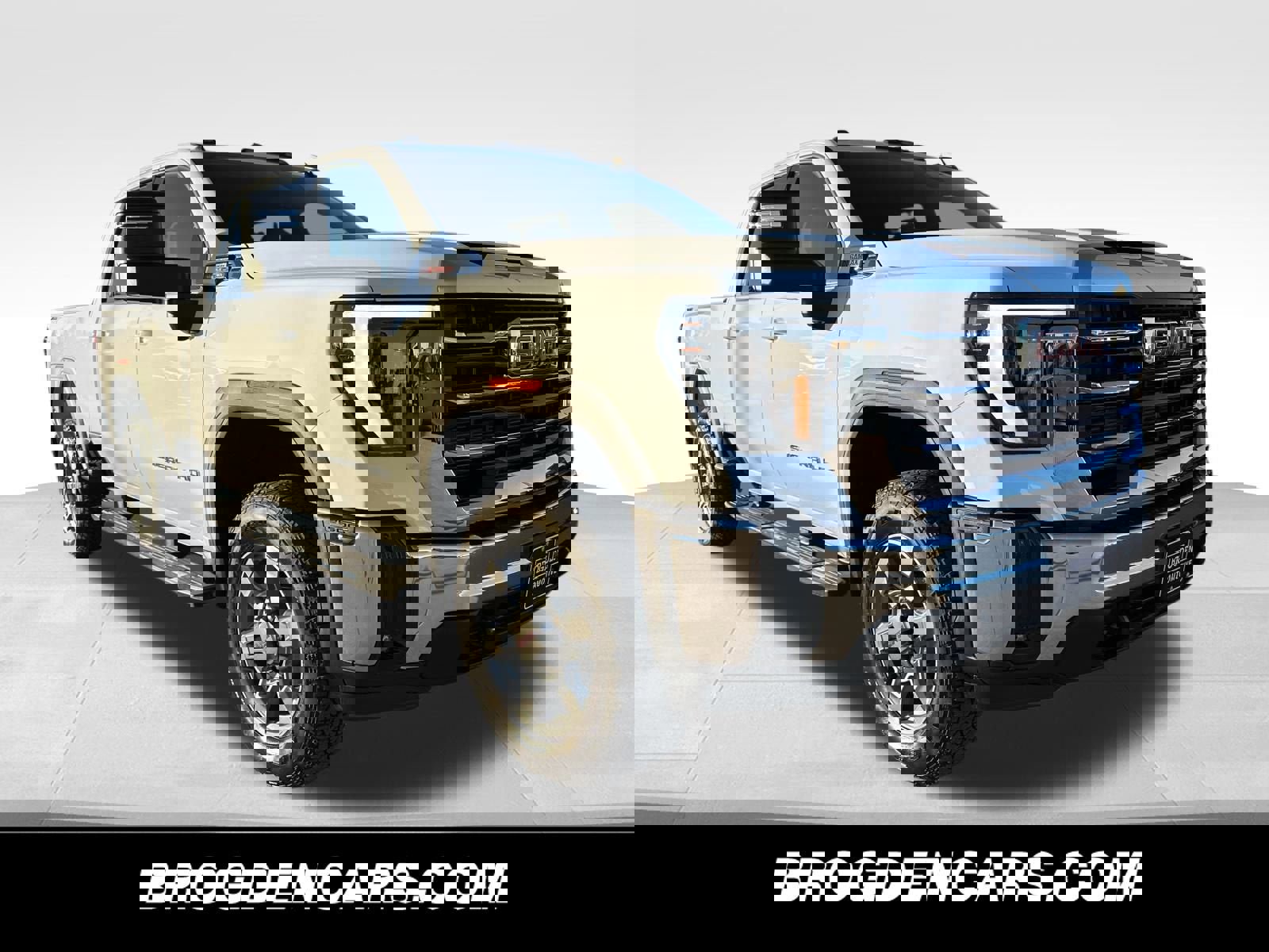 New 2026 GMC Sierra 2500 SLE image 10