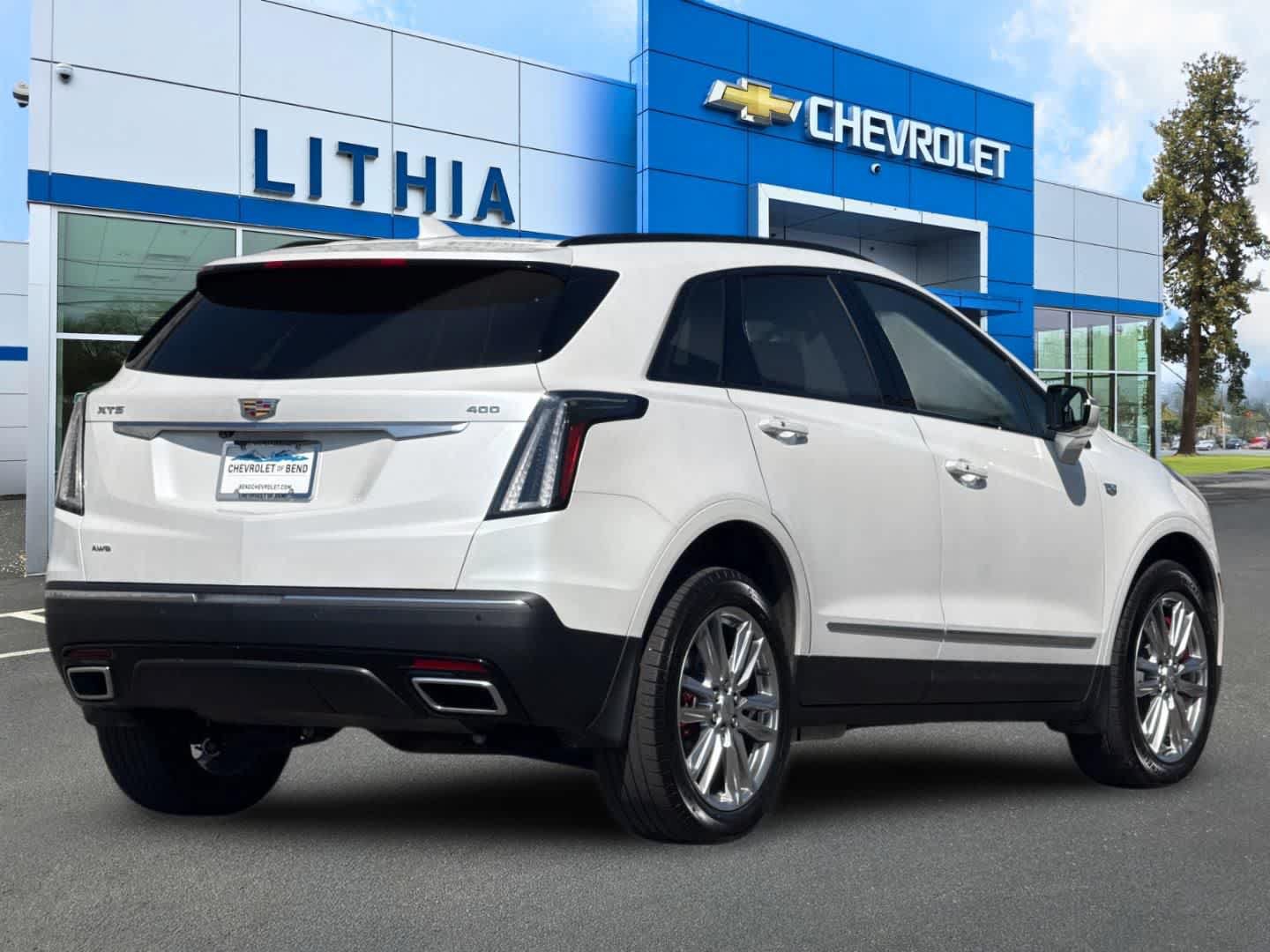 Used 2023 Cadillac XT5 Sportv AWD/4WD image 2