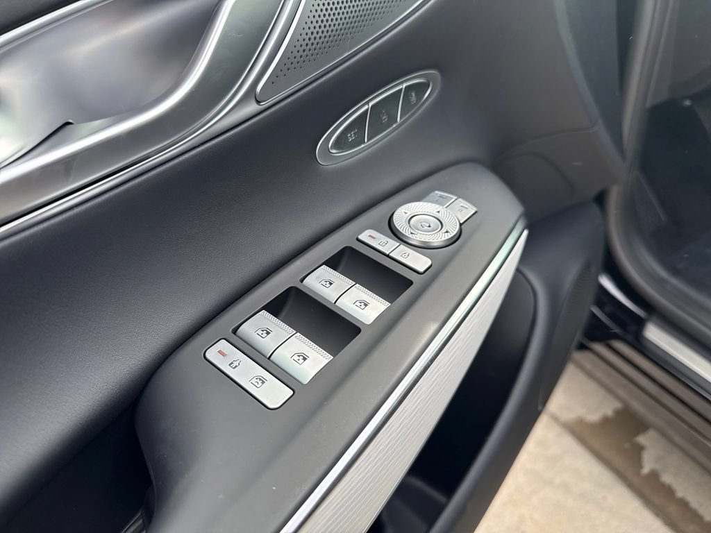 New 2026 Genesis GV70 2.5T Advanced AWD/4WD image 11