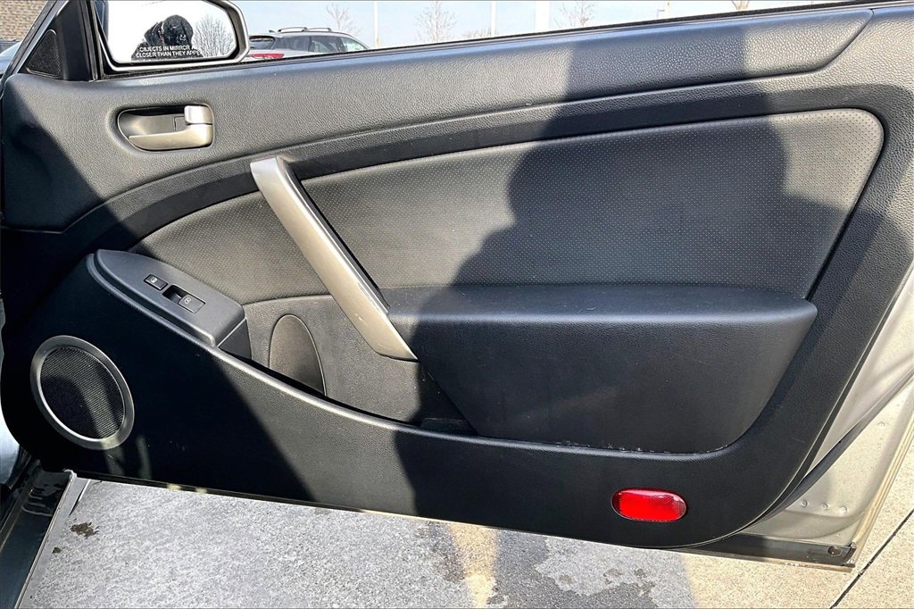 Used 2004 INFINITI G35 Coupe w/ Premium Pkg image 24