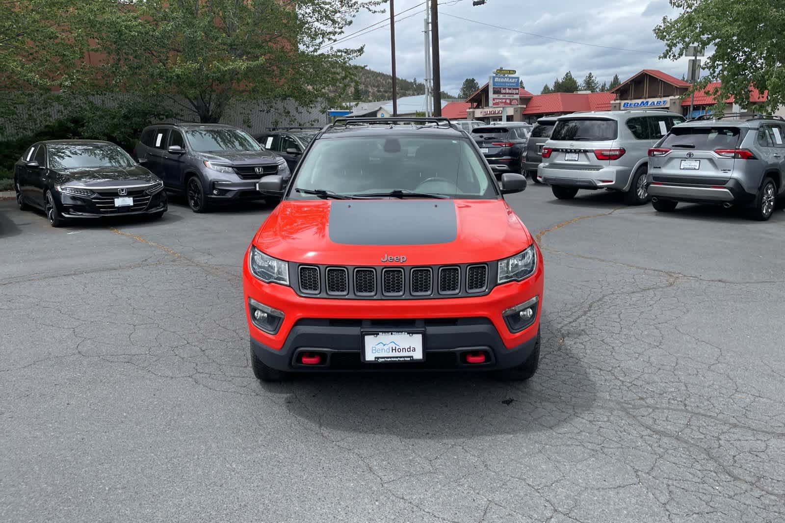 Used 2020 Jeep Compass Trailhawk AWD/4WD image 8