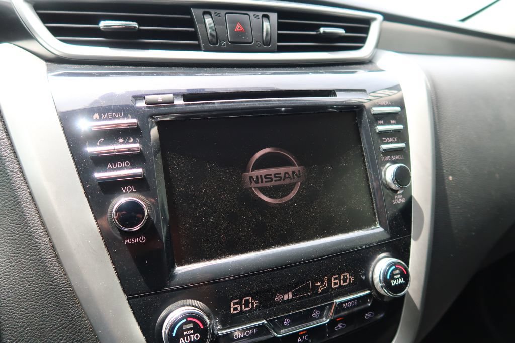 Used 2019 Nissan Murano S FWD image 13