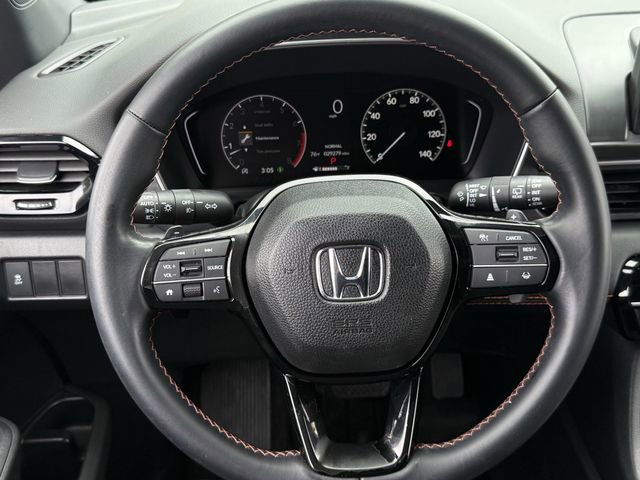 Used 2025 Honda Pilot Sport image 15