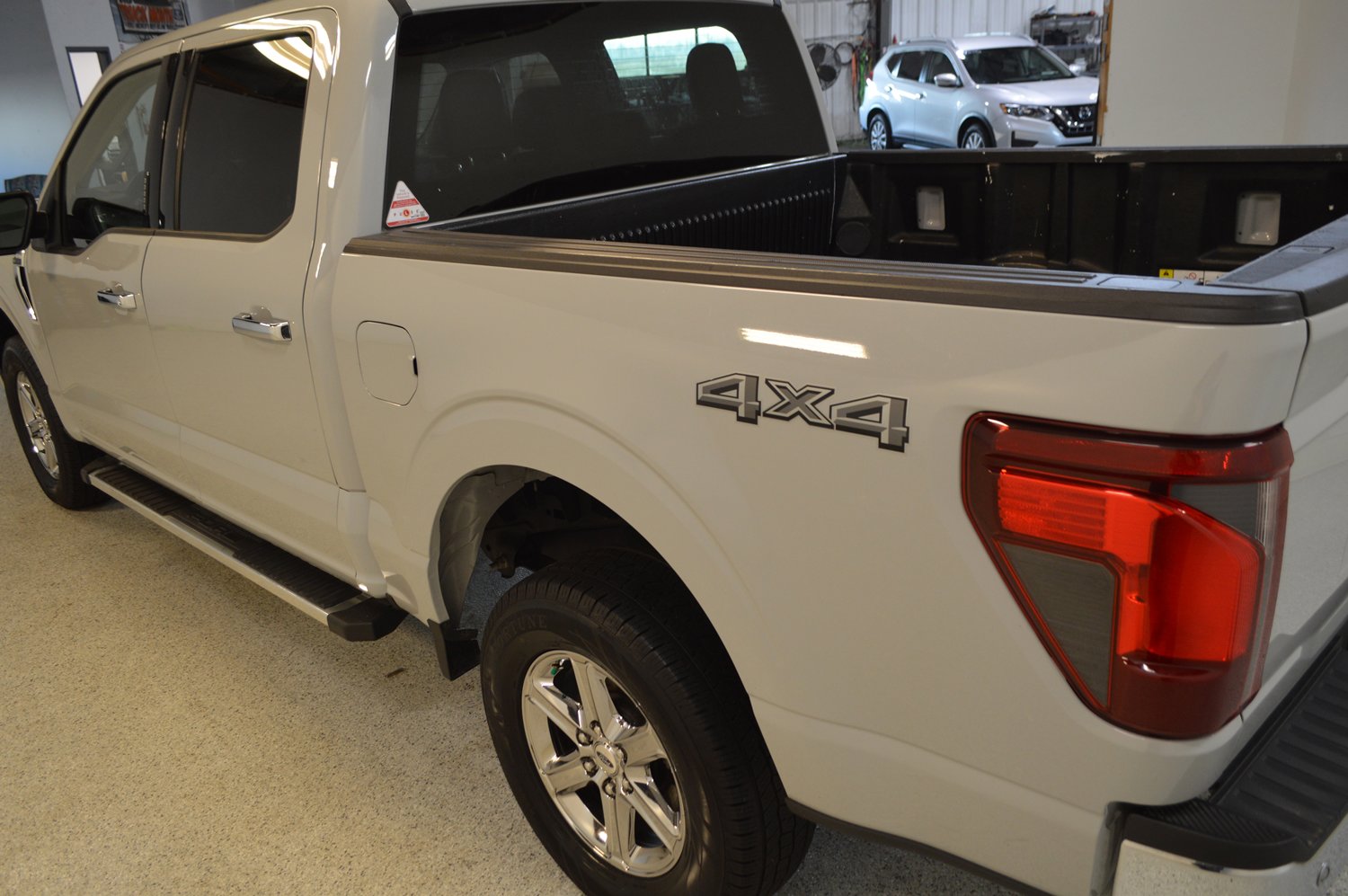 Used 2024 Ford F150 XLT image 5
