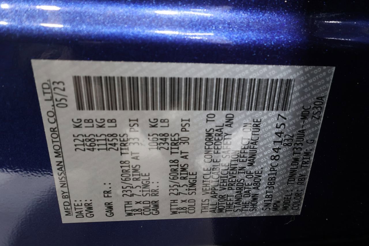 Used 2023 Nissan Rogue SV image 31