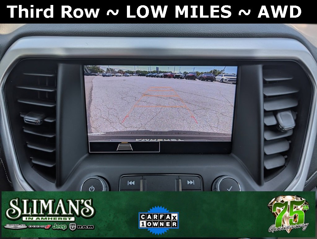 Used 2023 GMC Acadia SLE image 2