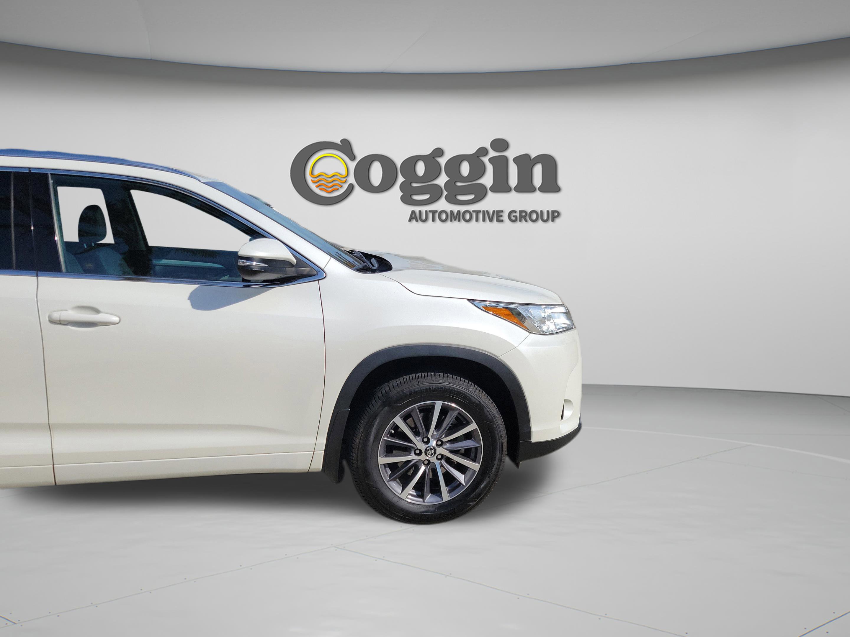 Used 2018 Toyota Highlander XLE FWD image 31