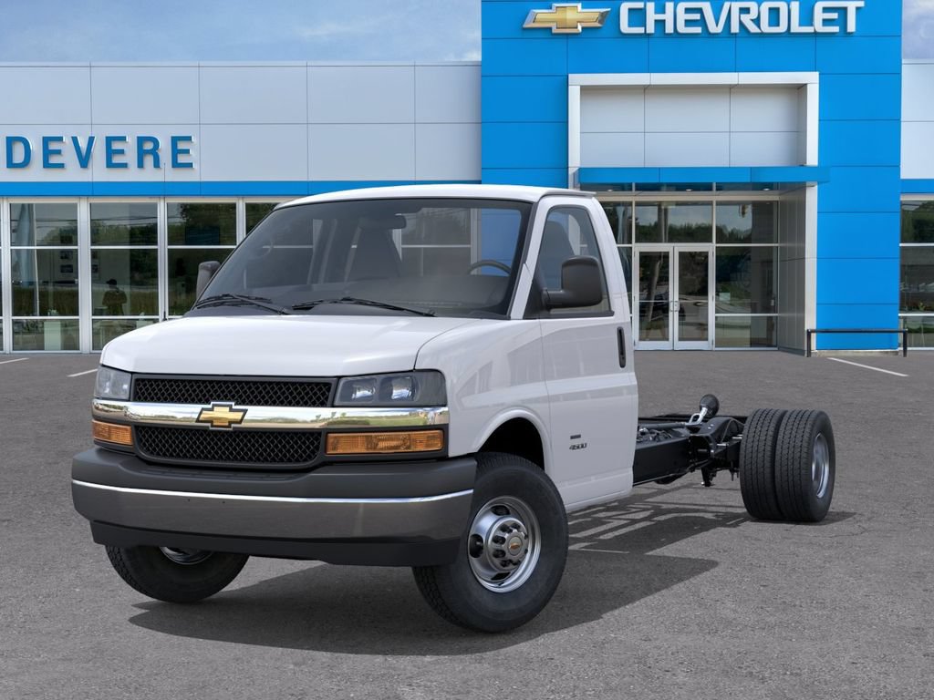 New 2026 Chevrolet Express 3500 w/ Power Convenience Package RWD image 6