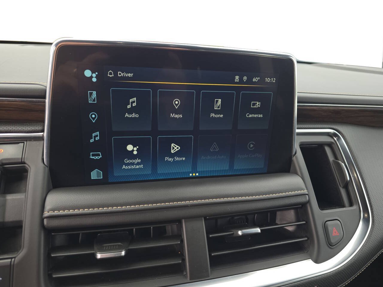 Used 2023 Chevrolet Tahoe Premier AWD/4WD image 14