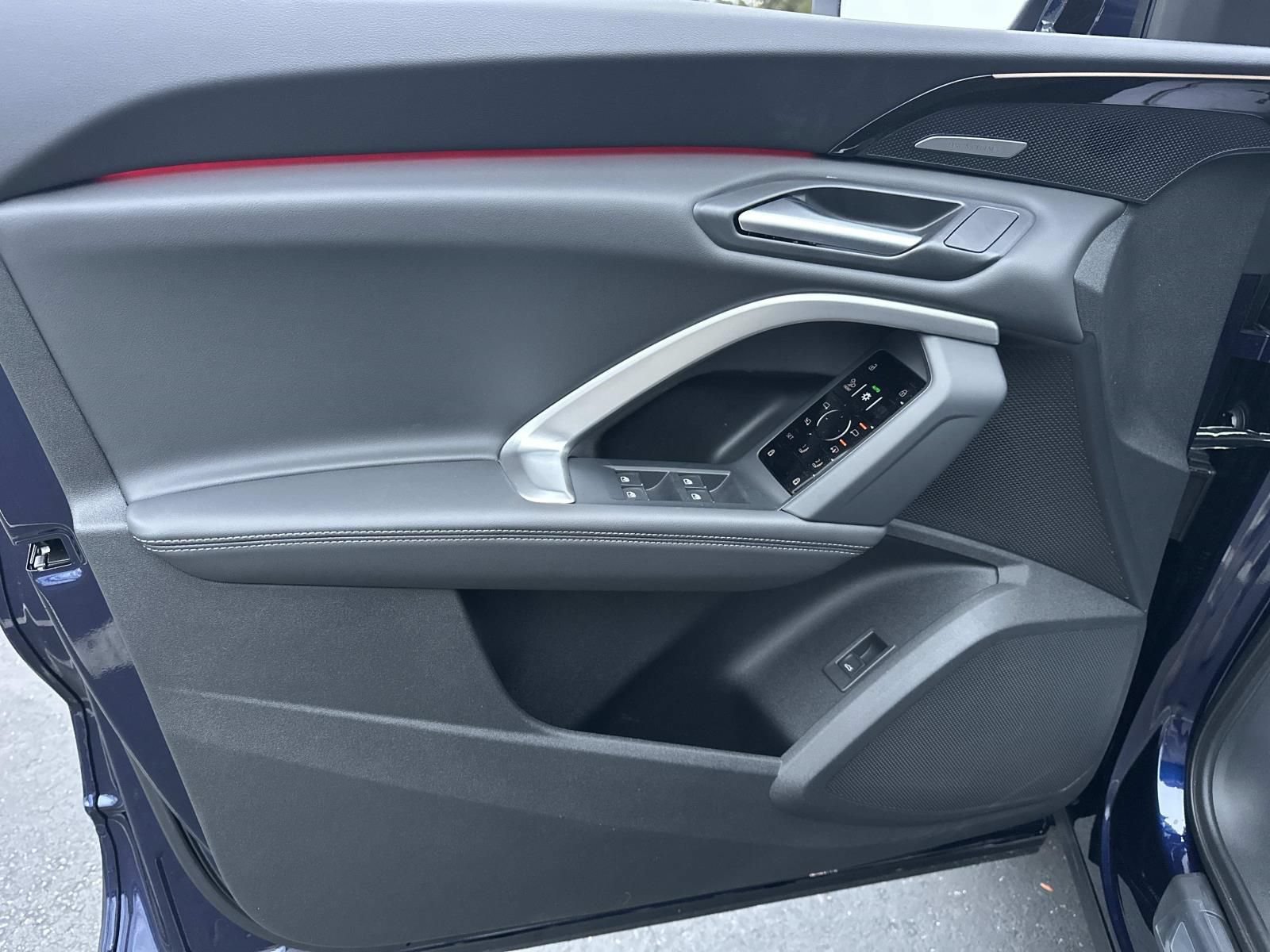 New 2025 Audi Q5 Premium Plus AWD/4WD image 11
