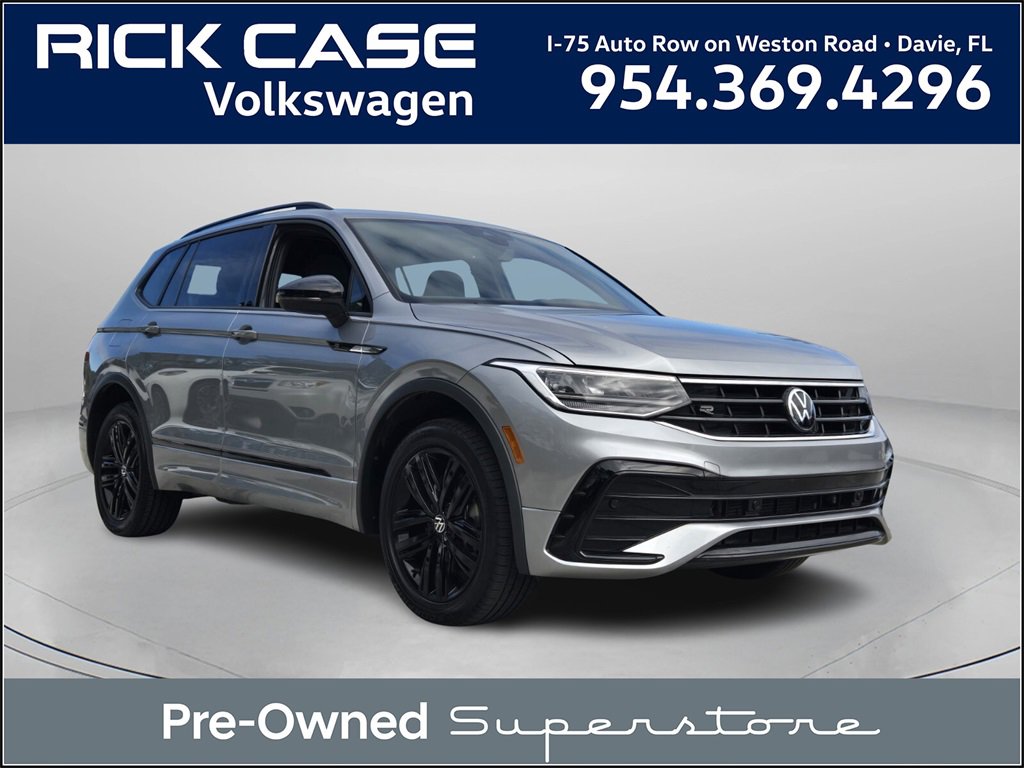 Used 2022 Volkswagen Tiguan SE R-Line image 1