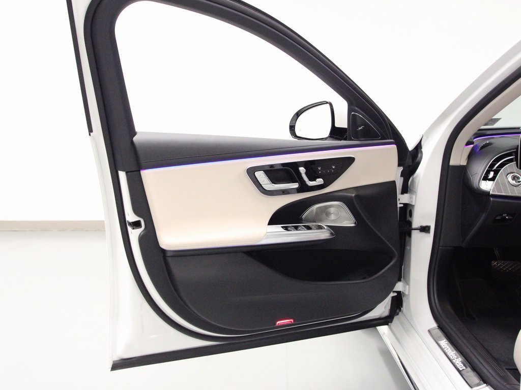 New 2026 Mercedes-Benz E 450 4MATIC Sedan image 14