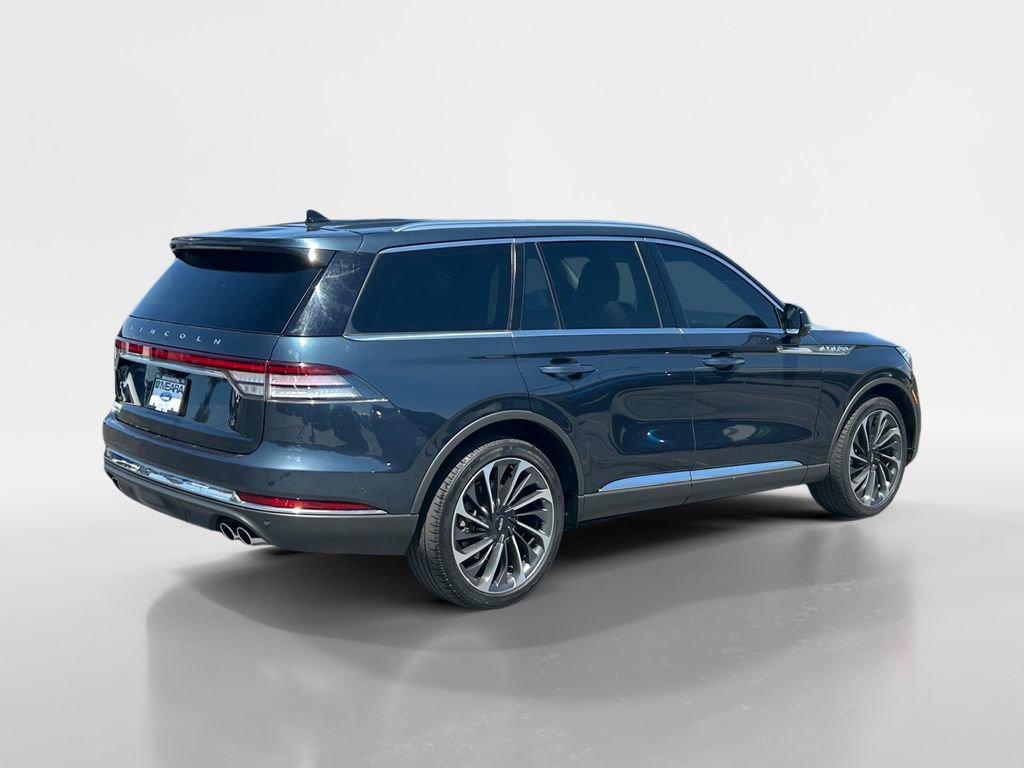Used 2022 Lincoln Aviator Reserve w/ Equipment Group 201A AWD/4WD image 6