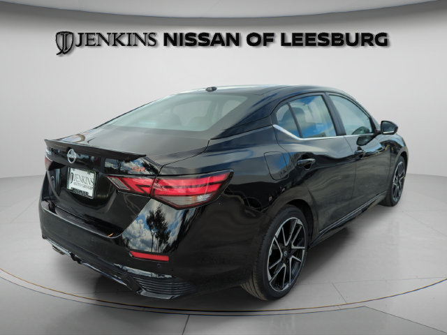 Certified 2025 Nissan Sentra SR w/ SR Premium Package FWD image 6