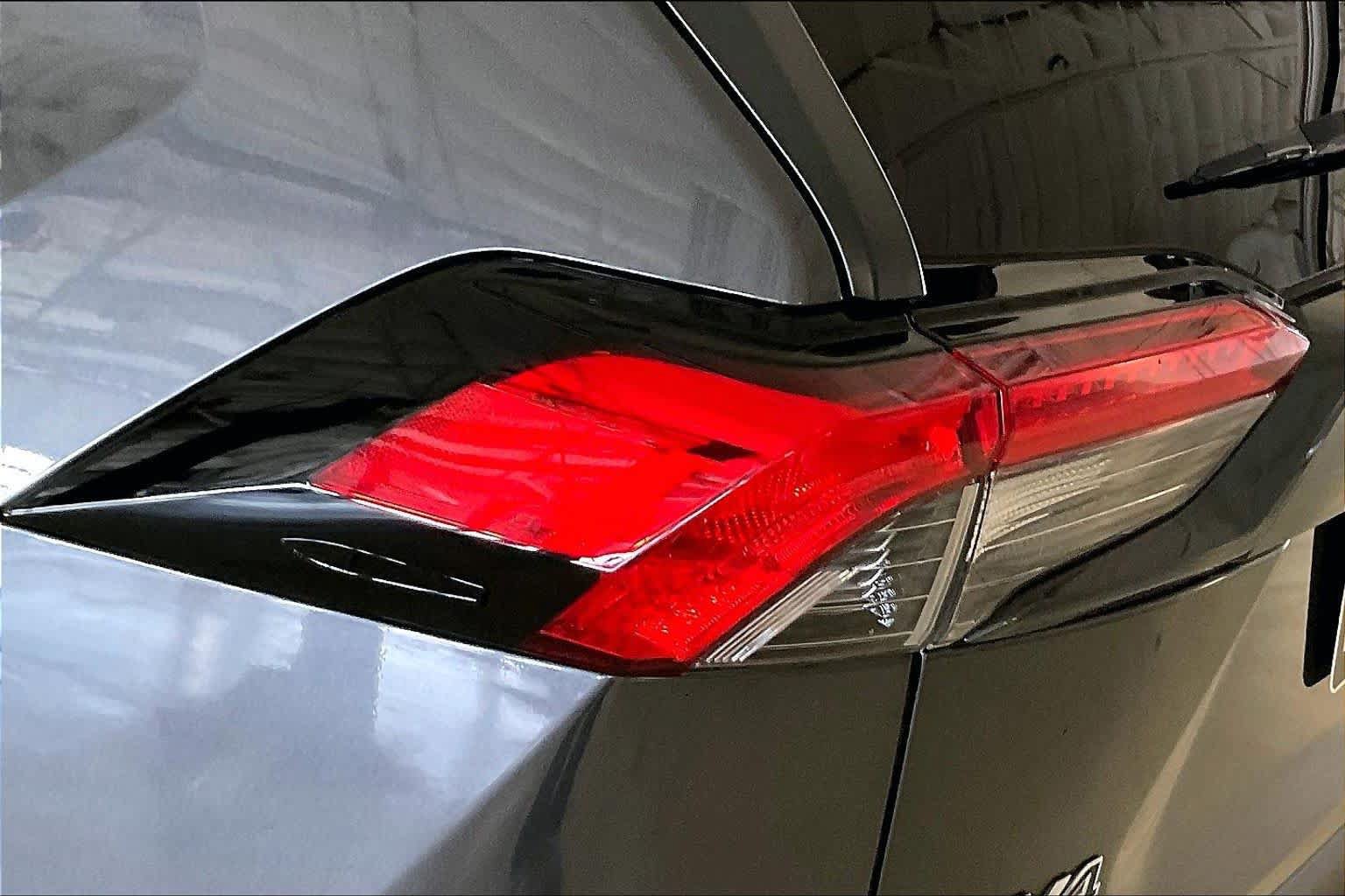 Used 2023 Toyota RAV4 XLE Premium FWD image 26